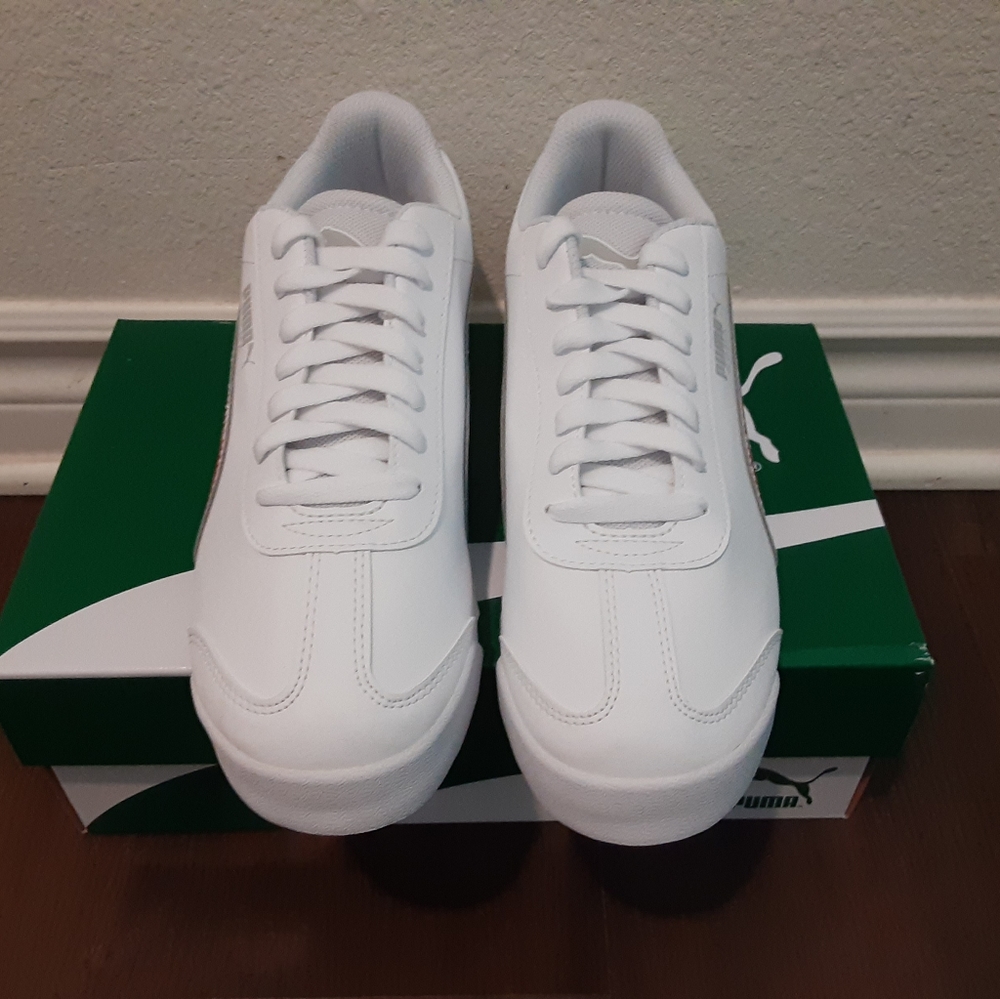 Puma - Picture 3 of 4